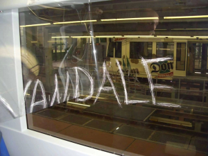 Graffiti elleni fóliák